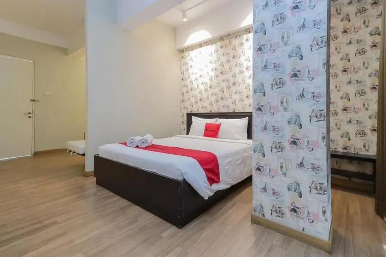Reddoorz Plus At Riverside Malang Kültér fotó
